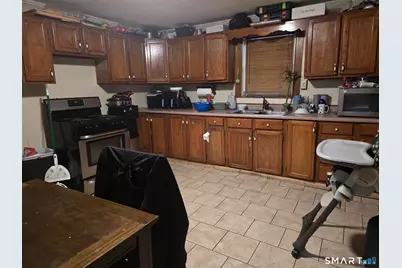 34 Union Street, Meriden, CT 06451 - Photo 18