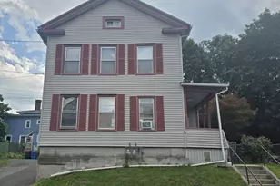 34 Union St, Meriden, CT 06451 - Photo 2