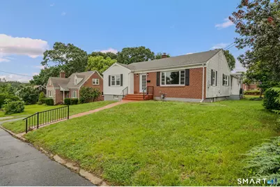 45 Mansfield Road, New London, CT 06320 - Photo 2