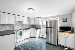 11 Trumbull Dr, Wallingford, CT 06492 - Photo 26