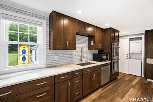 11 Trumbull Dr, Wallingford, CT 06492 - Photo 8