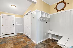 11 Trumbull Dr, Wallingford, CT 06492 - Photo 24