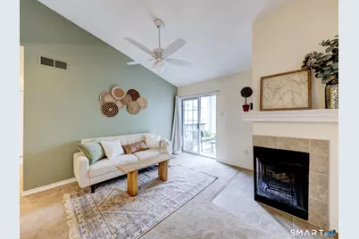 31 High Street #5307, East Hartford, CT 06118 - Photo 1