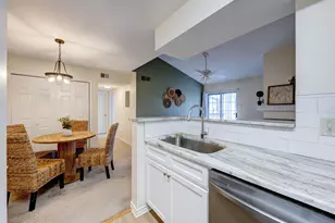 31 High St, East Hartford, CT 06118 - Photo 10