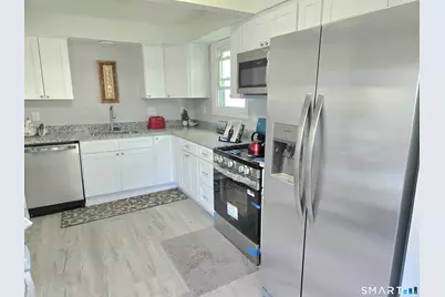 56 Washington Avenue, East Hartford, CT 06118 - Photo 6