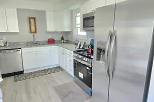 56 Washington Ave, East Hartford, CT 06118 - Photo 6