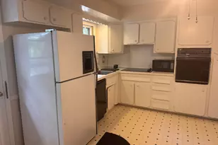 38 Nursery St, Norwalk, CT 06850 - Photo 10