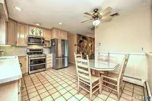 86 Honey Pot Rd, West Haven, CT 06516 - Photo 14