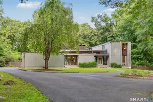 9 Autumn Ridge Rd, Weston, CT 06883 - Photo 2