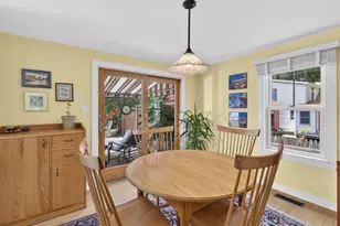 16 Quaker Ln, Waterford, CT 06375 - Photo 12