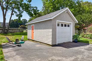 16 Quaker Ln, Waterford, CT 06375 - Photo 34