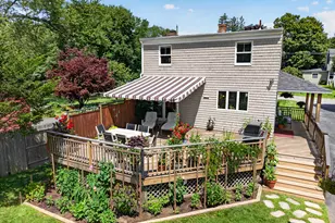 16 Quaker Ln, Waterford, CT 06375 - Photo 4