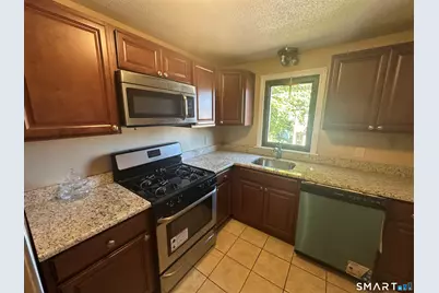 207 High Top Circle West #207, Hamden, CT 06514 - Photo 4