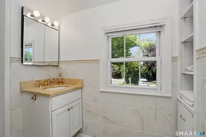 15 Le Grande Avenue #1, Greenwich, CT 06830 - Photo 10