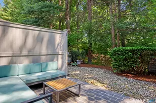 15 Le Grande Ave, Greenwich, CT 06830 - Photo 8