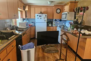 482 Broad St, Bristol, CT 06010 - Photo 4