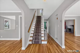 39 Lincoln St, West Haven, CT 06516 - Photo 2