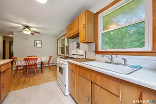 3770 Broadbridge Ave, Stratford, CT 06614 - Photo 14
