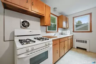 3770 Broadbridge Ave, Stratford, CT 06614 - Photo 24