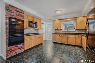 6 Nemczuk Dr, Norwich, CT 06360 - Photo 14