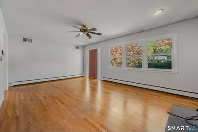 6 Nemczuk Drive, Norwich, CT 06360 - Photo 8