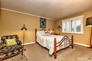 138 Bison Ln, Stratford, CT 06614 - Photo 32