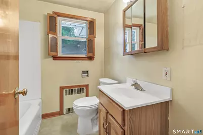 50 Sheffield Lane, Naugatuck, CT 06770 - Photo 10
