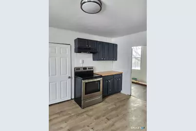 16 Third Street, Norwich, CT 06360 - Photo 2