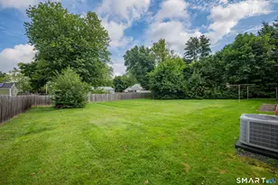 130 Country Ln, East Hartford, CT 06118 - Photo 2
