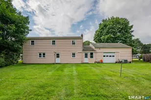 130 Country Ln, East Hartford, CT 06118 - Photo 4