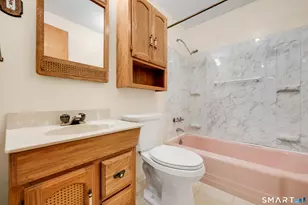 130 Country Ln, East Hartford, CT 06118 - Photo 18