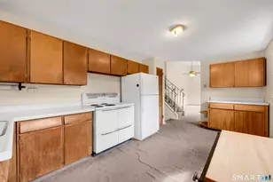 130 Country Ln, East Hartford, CT 06118 - Photo 8