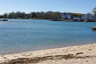 39 Rogers St, Branford, CT 06405 - Photo 18