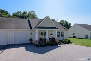 21 River Walk Dr, Brooklyn, CT 06234 - Photo 2