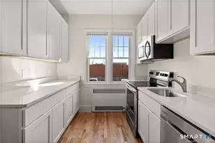 4 Highland St, West Hartford, CT 06119 - Photo 14