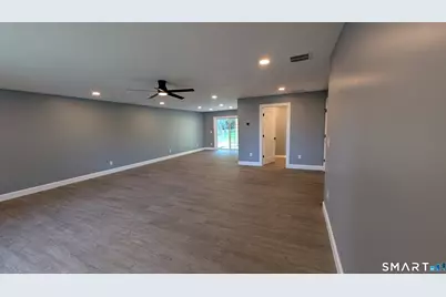 544 Wintergreen Avenue, Hamden, CT 06514 - Photo 14