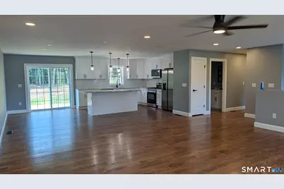 544 Wintergreen Avenue, Hamden, CT 06514 - Photo 2