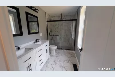 544 Wintergreen Avenue, Hamden, CT 06514 - Photo 6