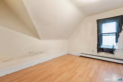 124 Cleveland Avenue, Bridgeport, CT 06605 - Photo 20