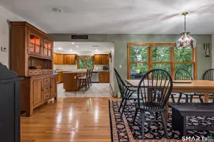 11 Woodside Dr, Branford, CT 06405 - Photo 14