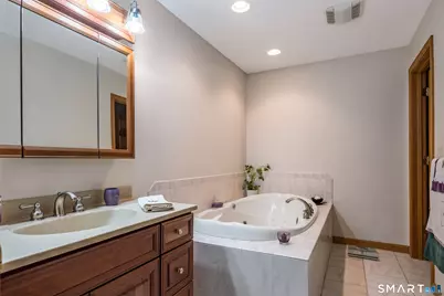 11 Woodside Drive, Branford, CT 06405 - Photo 18