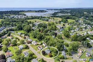 11 Woodside Dr, Branford, CT 06405 - Photo 2