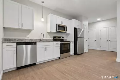 55 Steele Boulevard #306, Berlin, CT 06037 - Photo 2