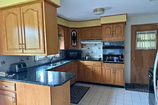 307 Highland Dr, Waterbury, CT 06708 - Photo 14