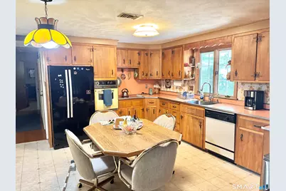 61 Bolton Center Road, Manchester, CT 06040 - Photo 4