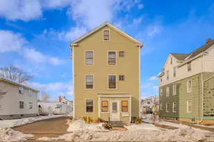 422 Allen St, New Britain, CT 06053 - Photo 1