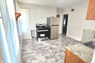181 Bond St, Hartford, CT 06114 - Photo 2