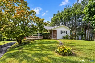 54 Evelyn Dr, Naugatuck, CT 06770 - Photo 2