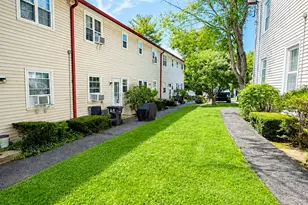 1283 Hope St, Stamford, CT 06907 - Photo 24