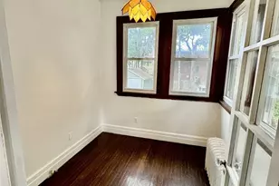 28 Kenyon St, Hartford, CT 06105 - Photo 8